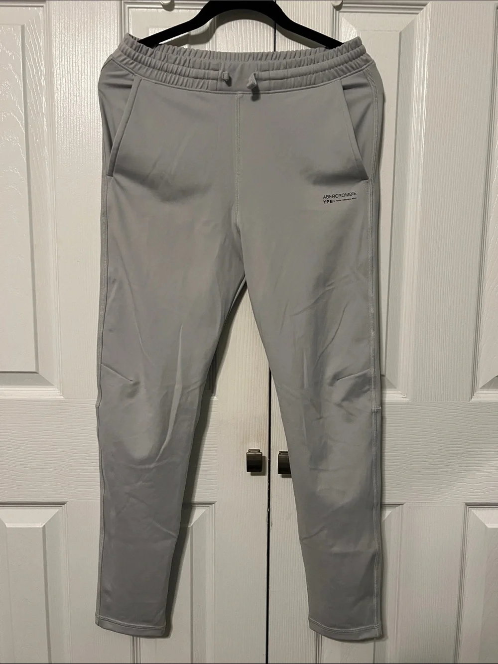 EUC abercrombie kids Light Gray Athletic YPB Joggers Size 13/14